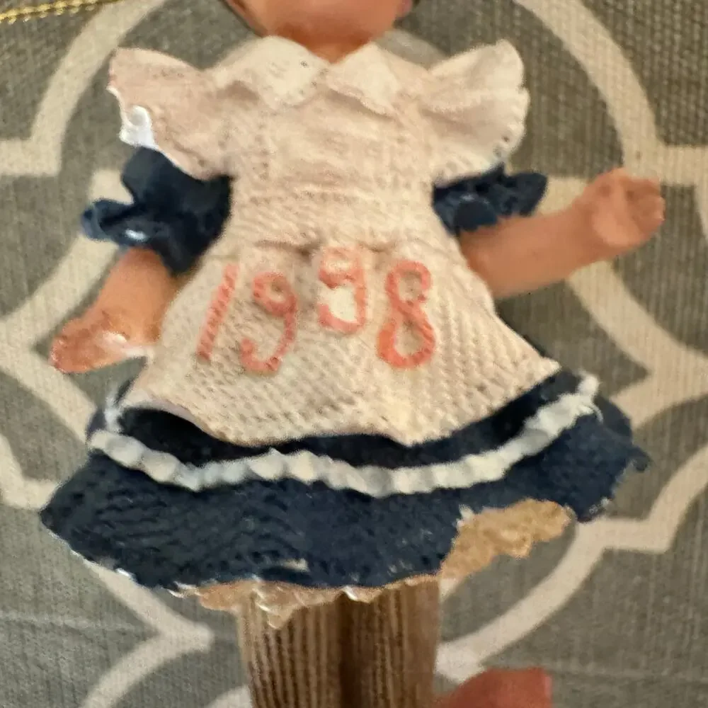 Effanbee Vintage Figurines 90s Snow White Cottagecore Collectible